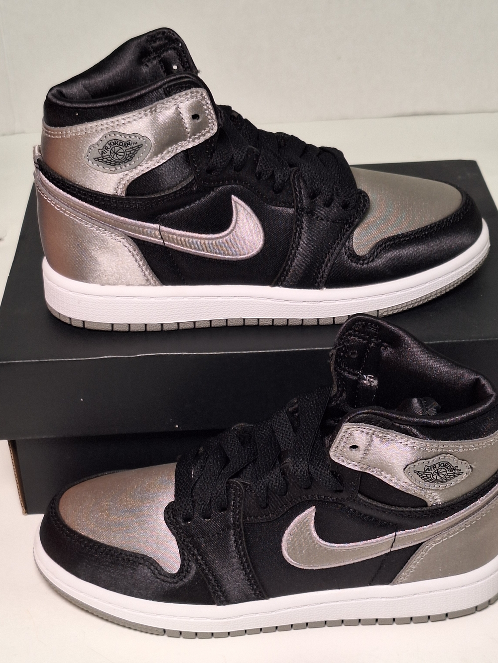 Nike Air Jordan 1 High OG Black Metallic Silver